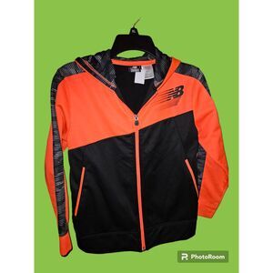 Boy's‎ New Balance Zip Up Long Sleeve Size M 10/12